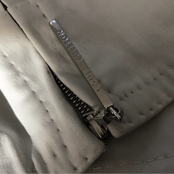 LOUIS VUITTON Pencil Skirt - Picture 8 of 17